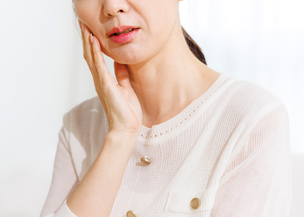 치주과&middot;통합치의학과 더블보드 전문의의 정밀 진단 잇몸 치료