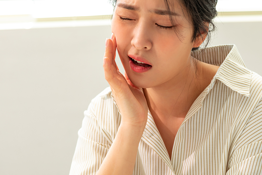 잇몸에서 피가난다면 휘경동 잇몸치료치과